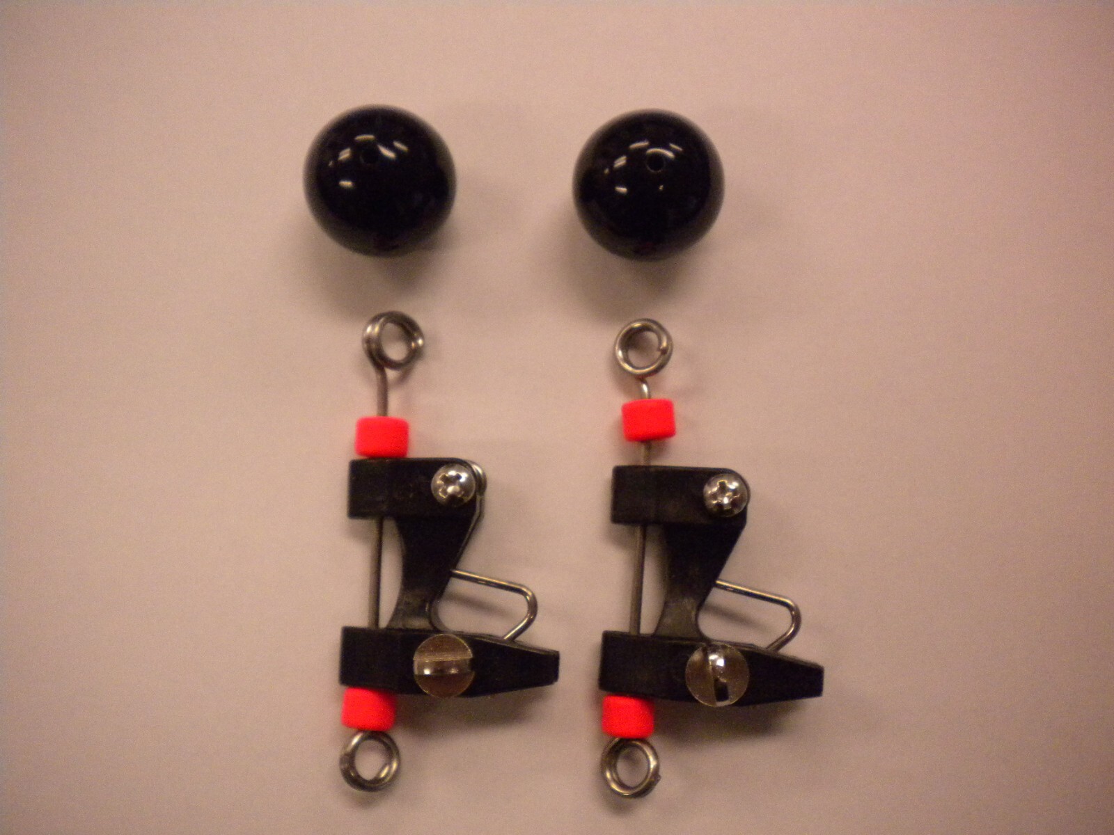 OUTRIGGER RELEASE CLIPS AND STOP BALL SET