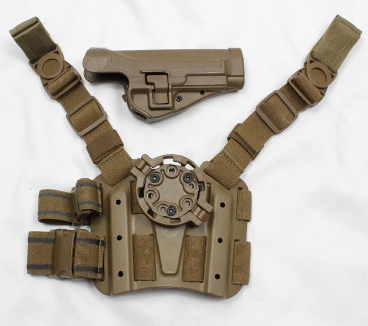 Quick Disconnect RH Blackhawk Serpa Holster Beretta 92/96 Drop Leg Coyote C1370