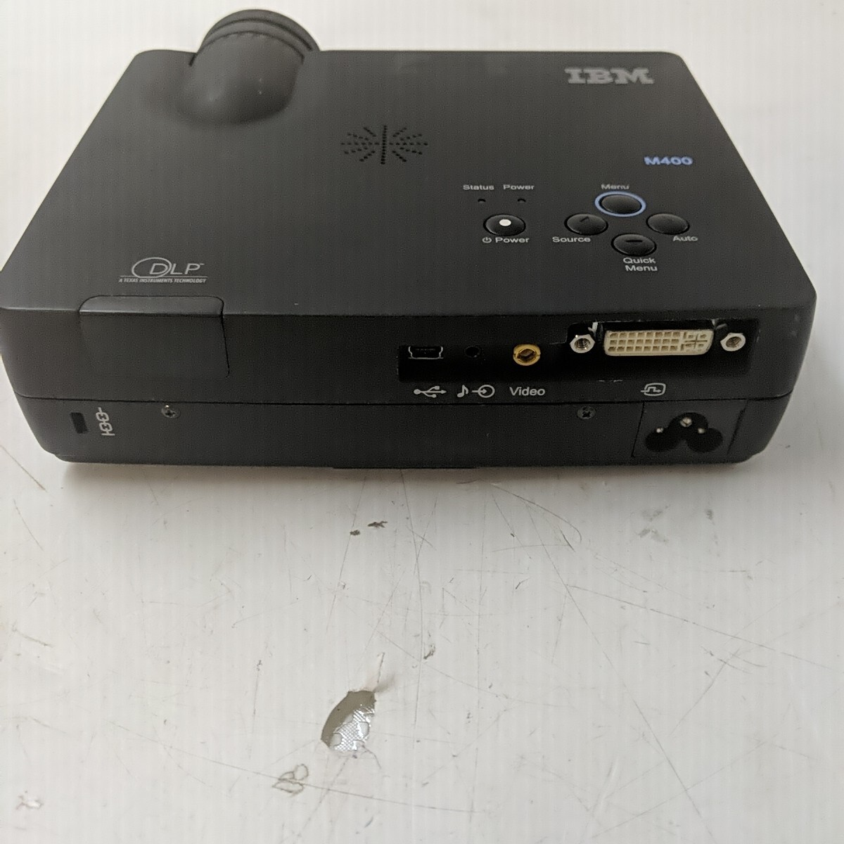 IBM M400 DLP Projector