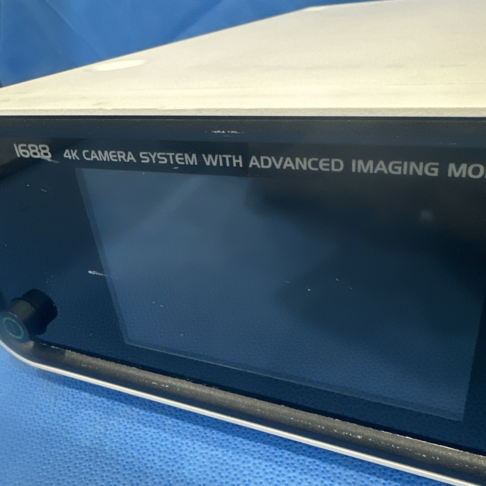 Stryker 1688 CCU 1688-010-000 *Minor Scratches On Screen* Touch Screen Working