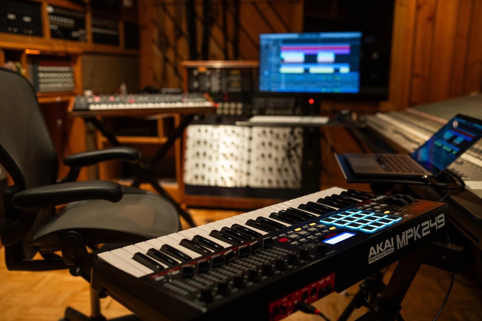 Akai Professional MPK249 49-Key USB MIDI Keyboard Controller