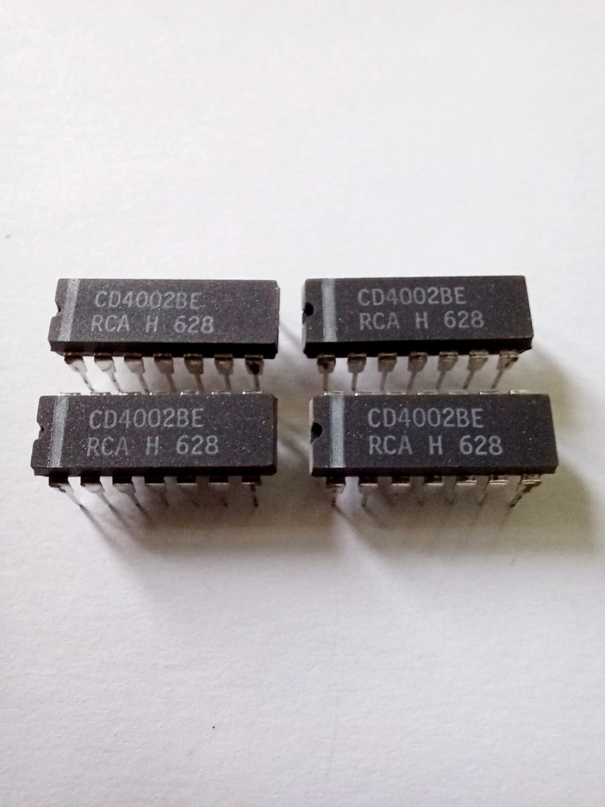 Lot of 4* CD4002BE RCA H CMOS Dual 4-Input NOR Gate, Brand New, NOS, USA Seller
