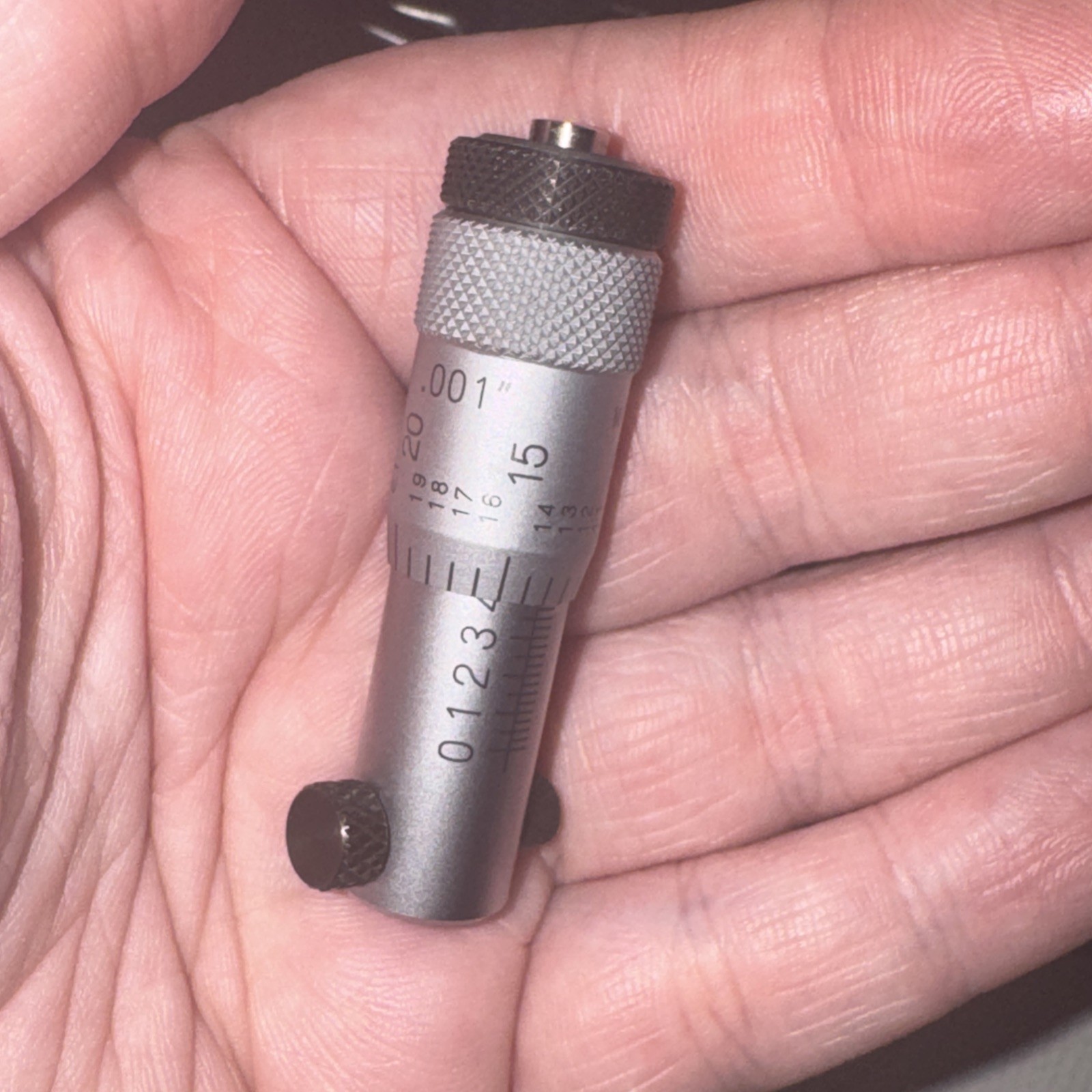 Mitutoyo Inside Micrometer, 0.01mm Resolution, 50-200mm Range +Free Ship