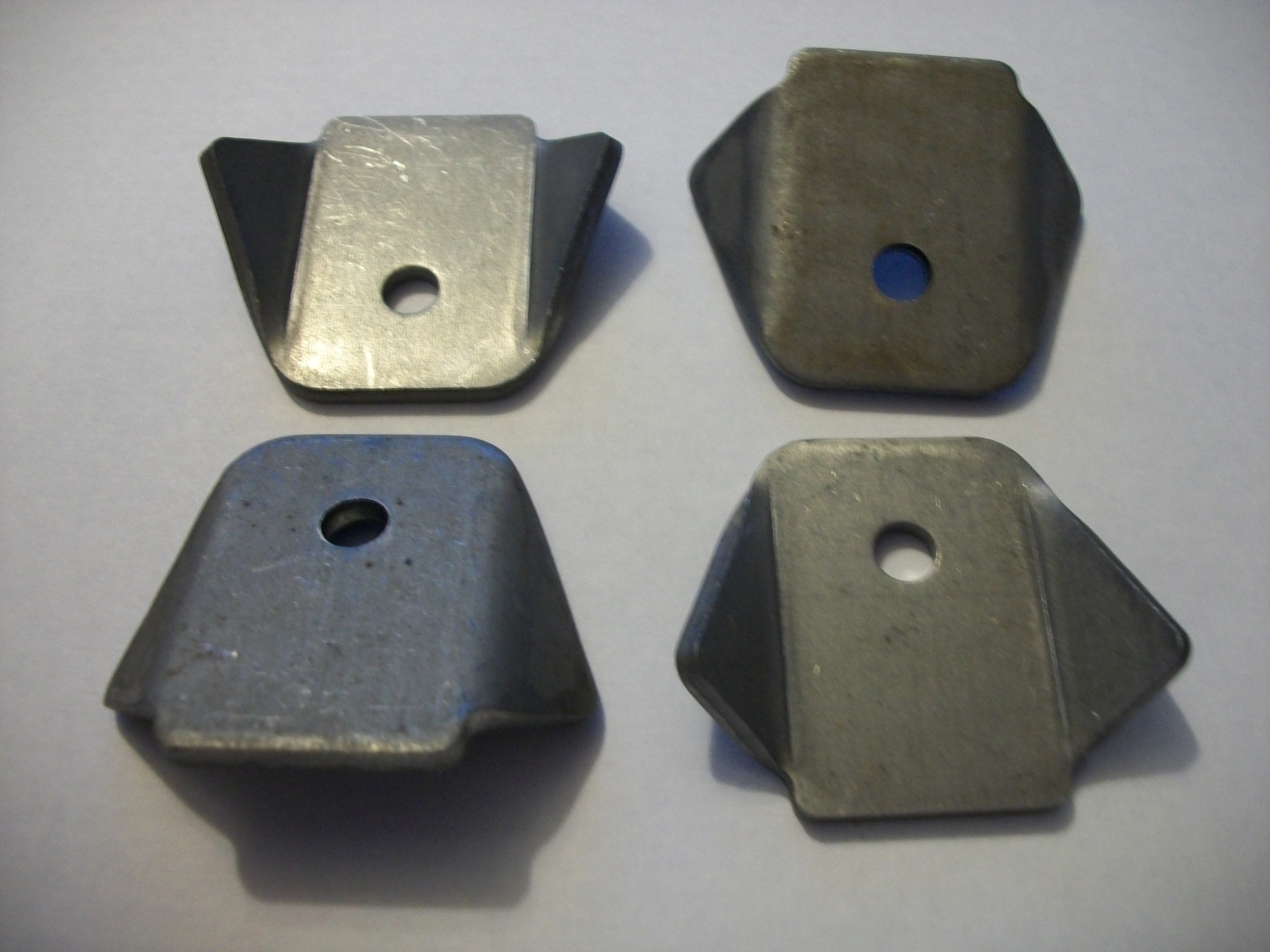 FMR WELD-ON BODY TAB,CHASSIS  TRICK TABS, 109-3028, 1/4" HOLE, 1/8" THICK 4 PACK