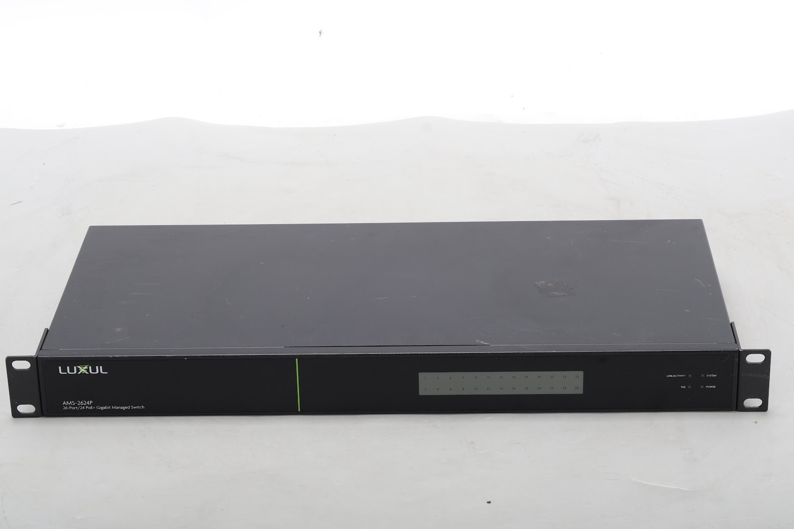 Luxul AMS-2624P AV-Series 26-port/24 PoE+ Gigabit Managed Switch -Fair Condition