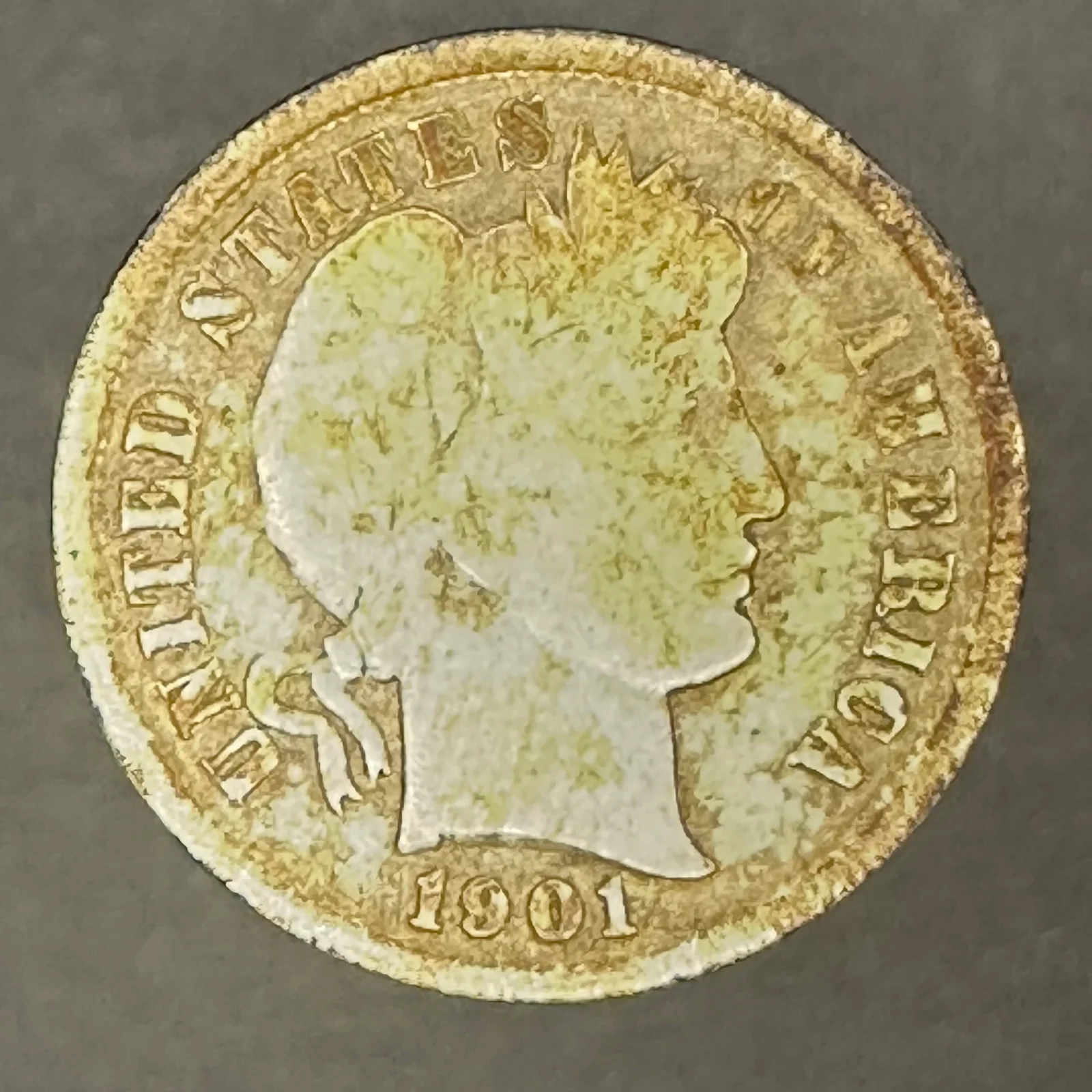 1901 Barber Dime Heavily Circulated Well-Worn Detail
