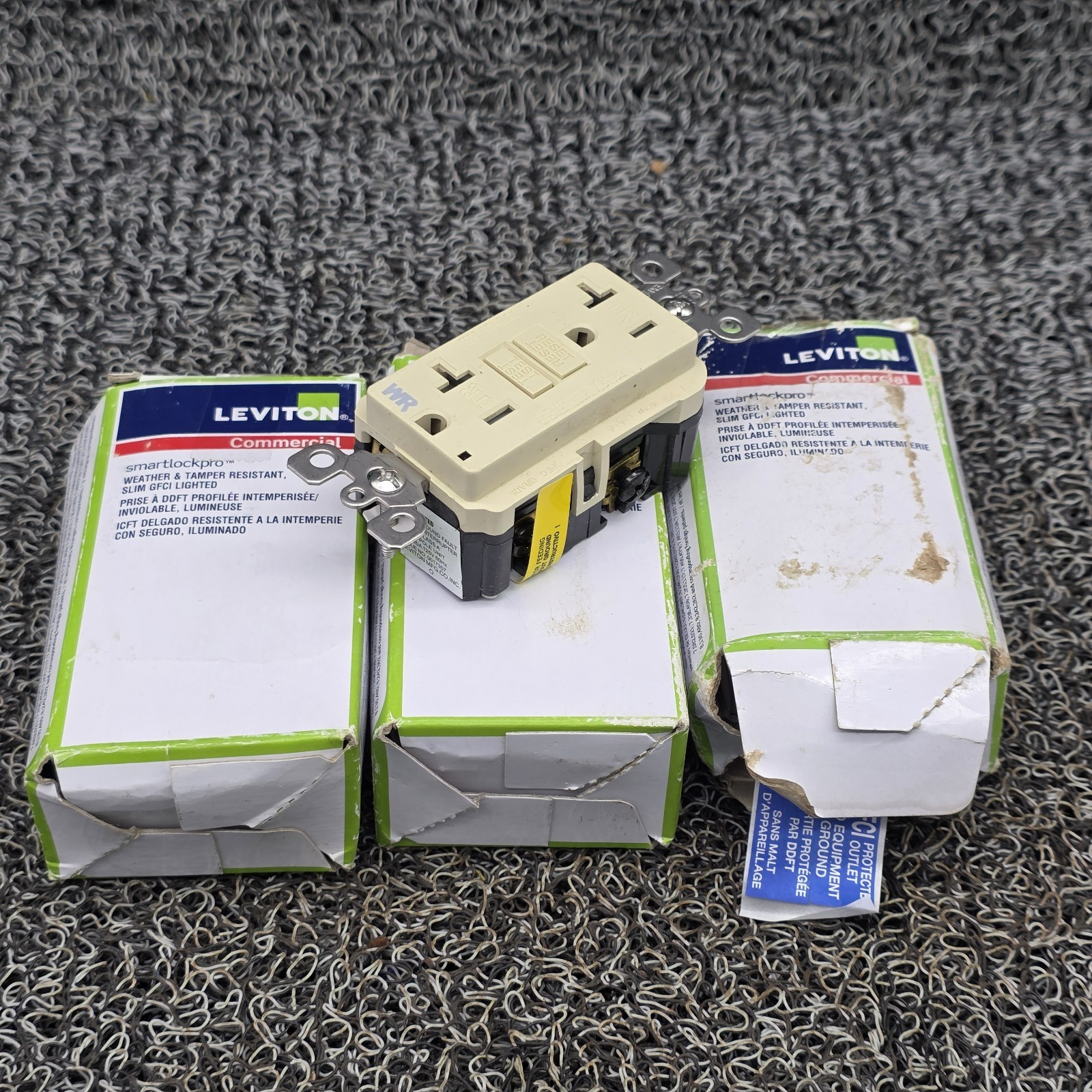 LEVITON WT899-1.  20A-125V Smartlockpro Self Test GFCI Outlet Ivory (lot of 3)