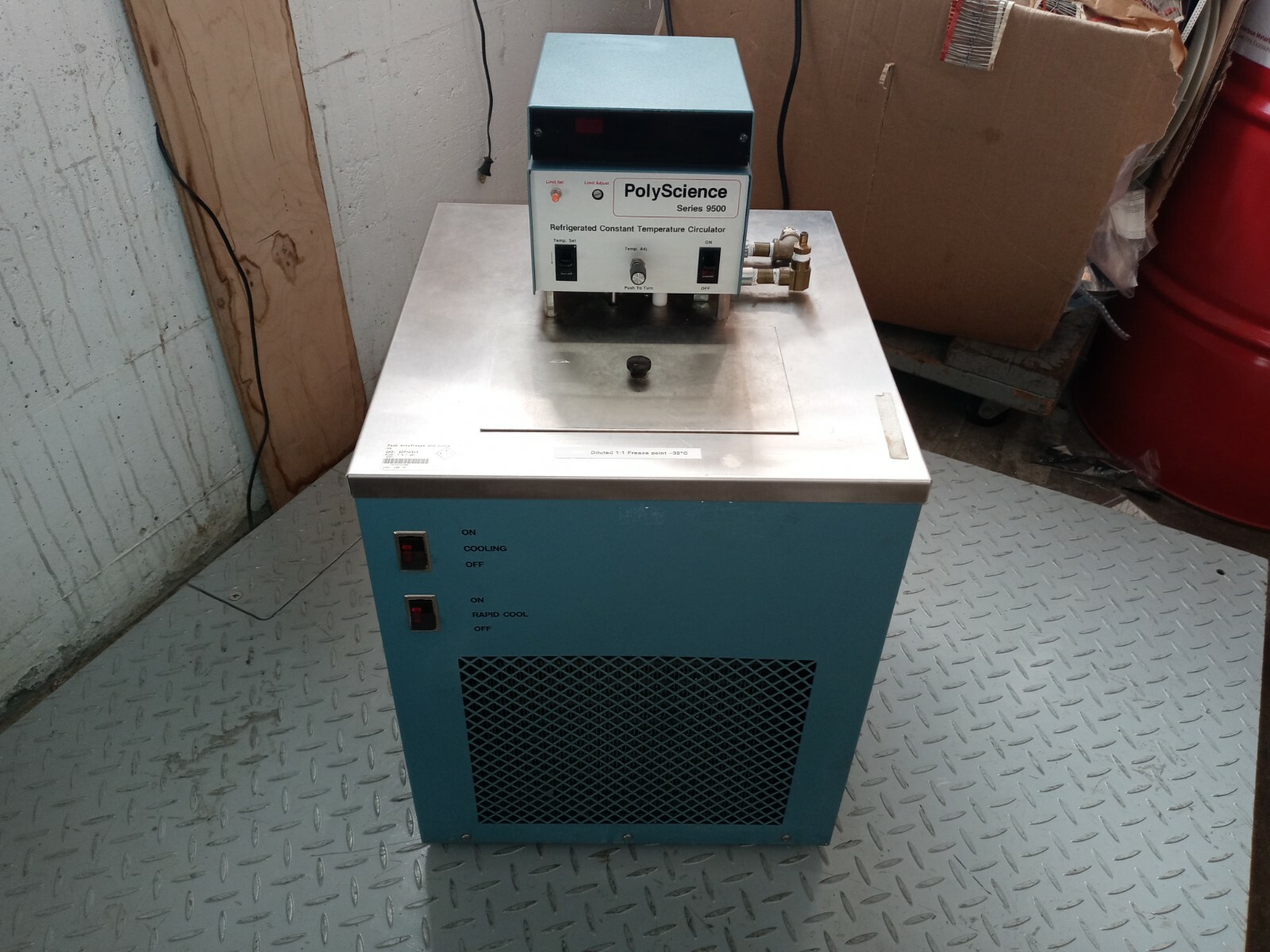 Polyscience series 9500 refrigerated constant temperature circulator