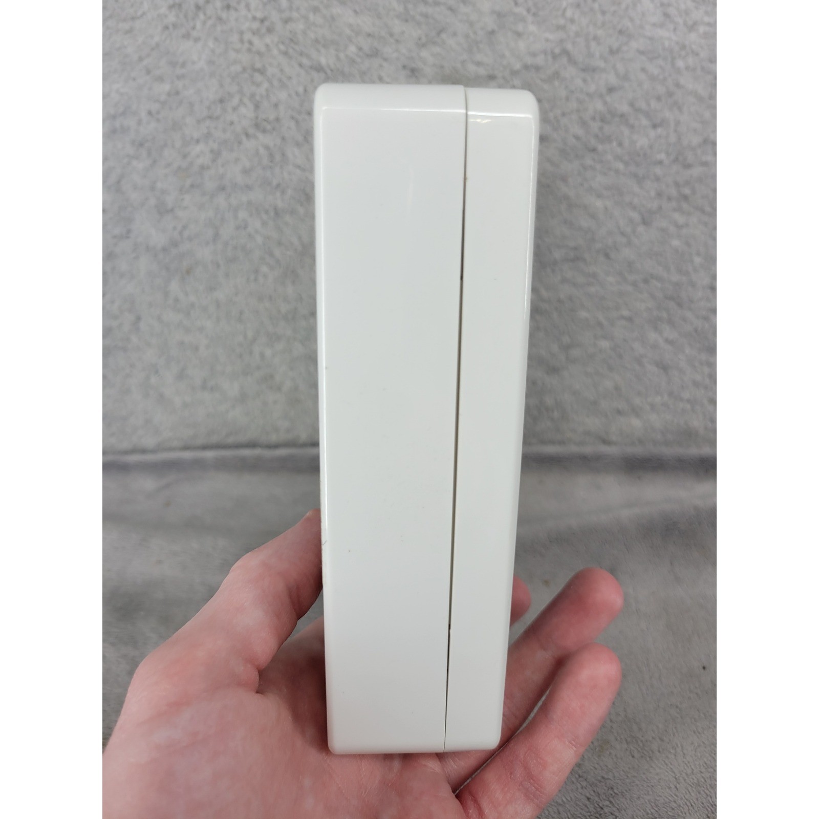 GE Simon XTi Wireless Security Control Panel 600-1054-95R-12 White Touchscreen