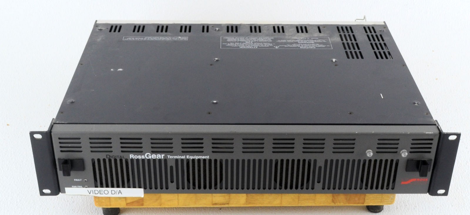 Ross Video DFR-8110A 10-Slot Frame w/ 3 Cards & PS-8012 Power Supply