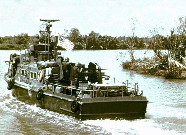 CD REFERENCE SWIFT BOAT,BROWN WATER NAVY PT BOATS