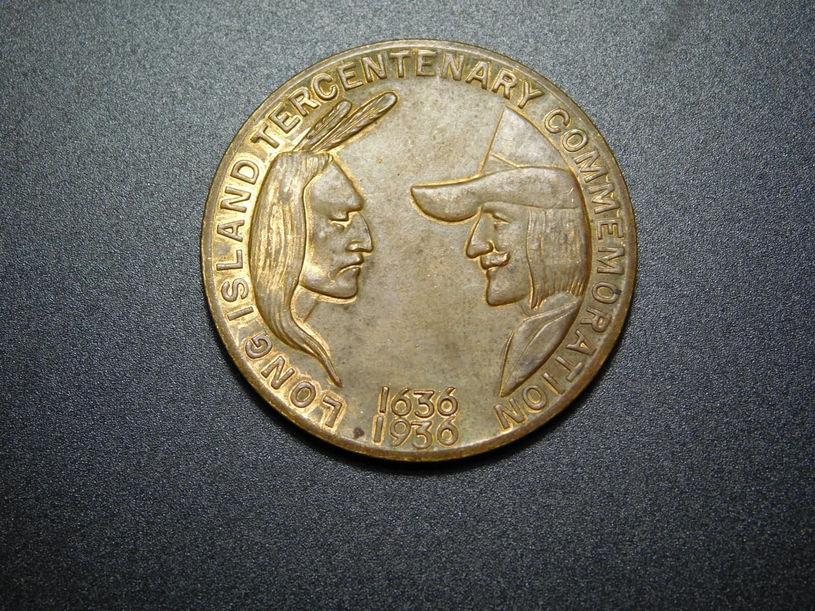 TOKEN MEDAL 1636 1936 LONG ISLAND PILGRIM INDIAN  TERCENTENARY COMMEMORATION