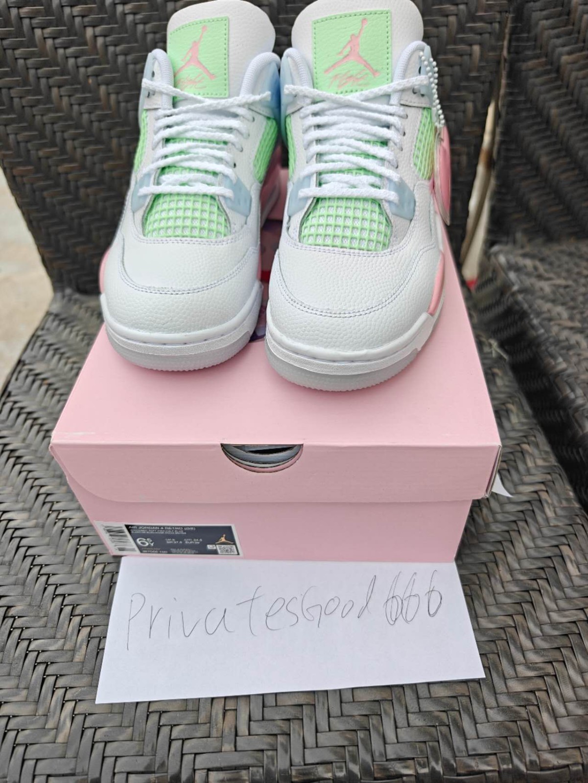 Air Jordan 4 Retro Valentine's Day IB7068-100 GS & Women's Sz OG ALL NEW Easter
