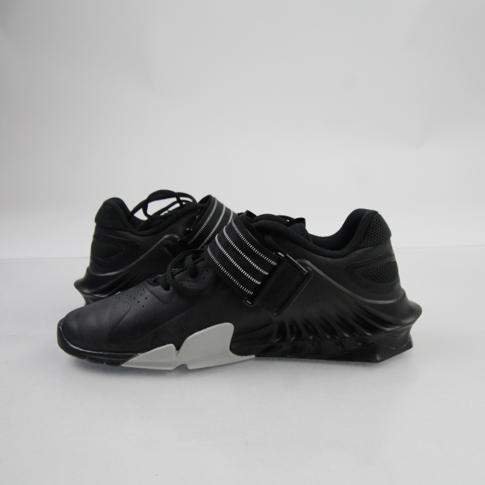 Nike Weightlifting Shoes Men's Black Used 11.5