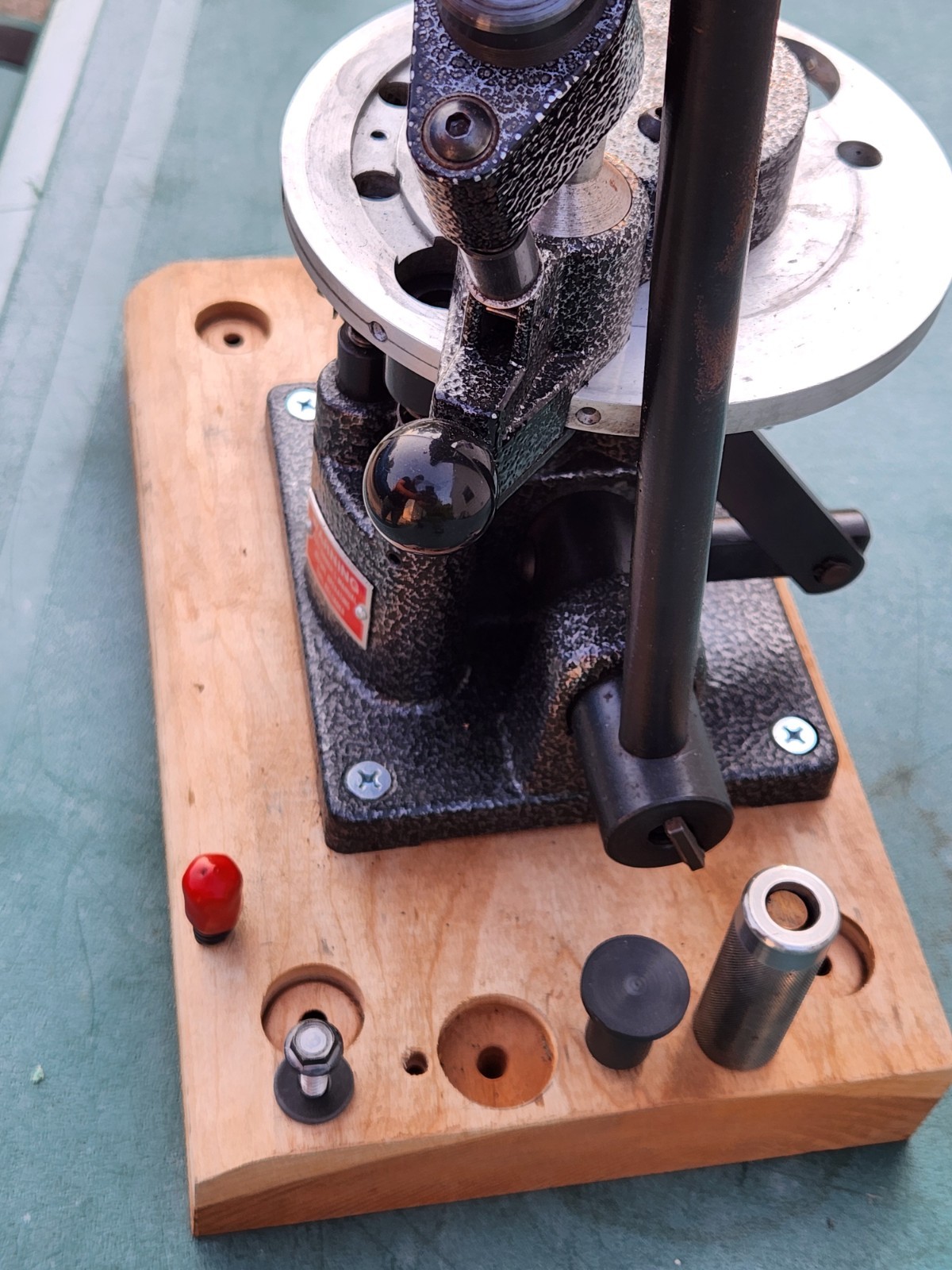 Ponsness-Warren Model 375 Reloading Press.
