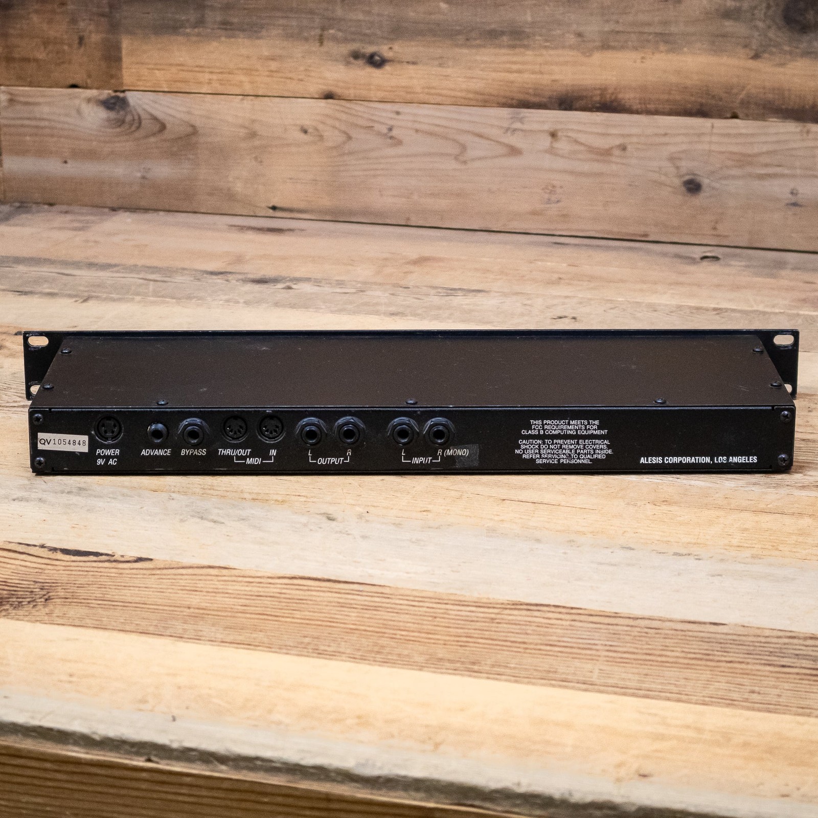 Alesis Quadraverb Digital Reverb Effects Processor Quadra-verb FX U285381