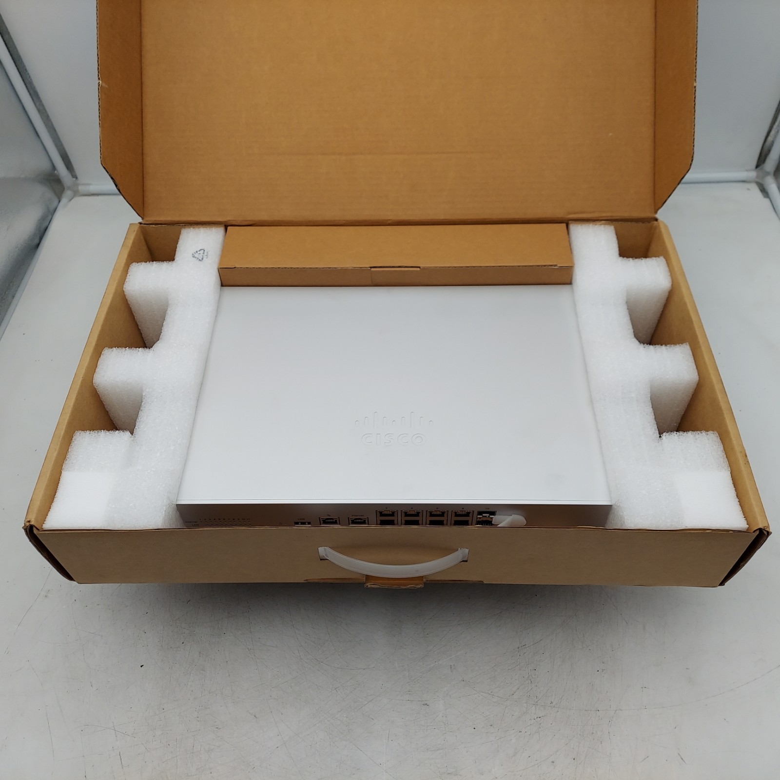 Cisco Meraki MX100 Cloud Managed Security Appliance (MX100)