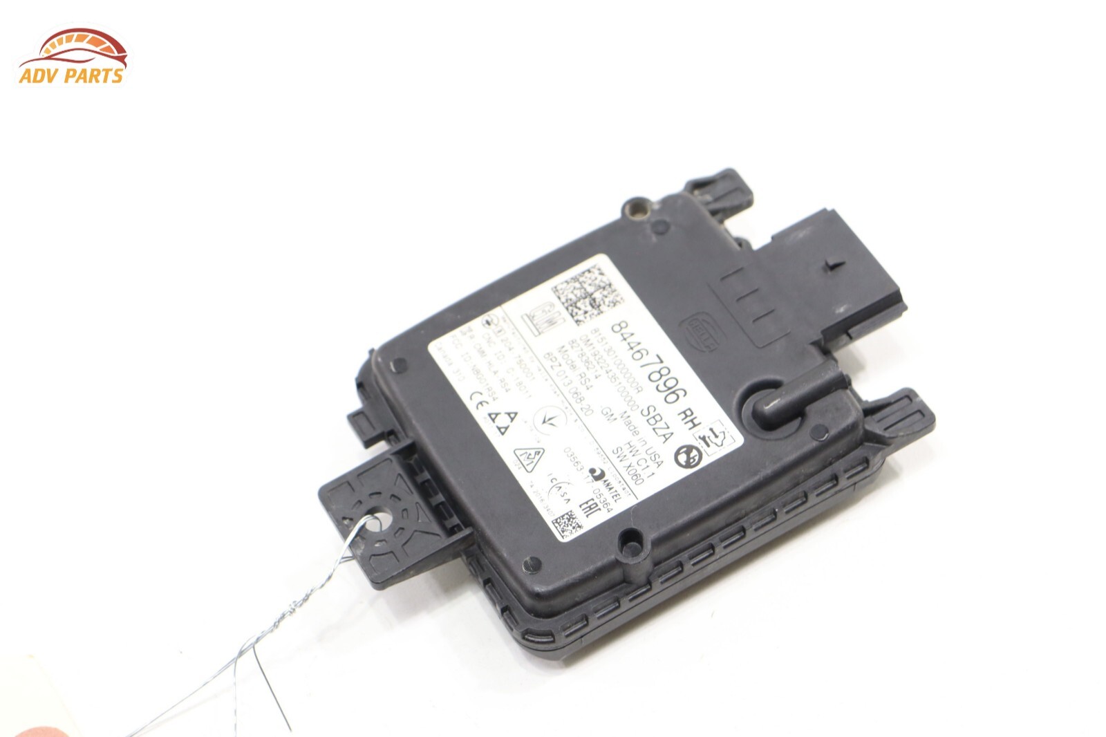 2020 CADILLAC XT6 REAR RIGHT SIDE BLIND SPOT RADAR SENSOR MODULE OEM