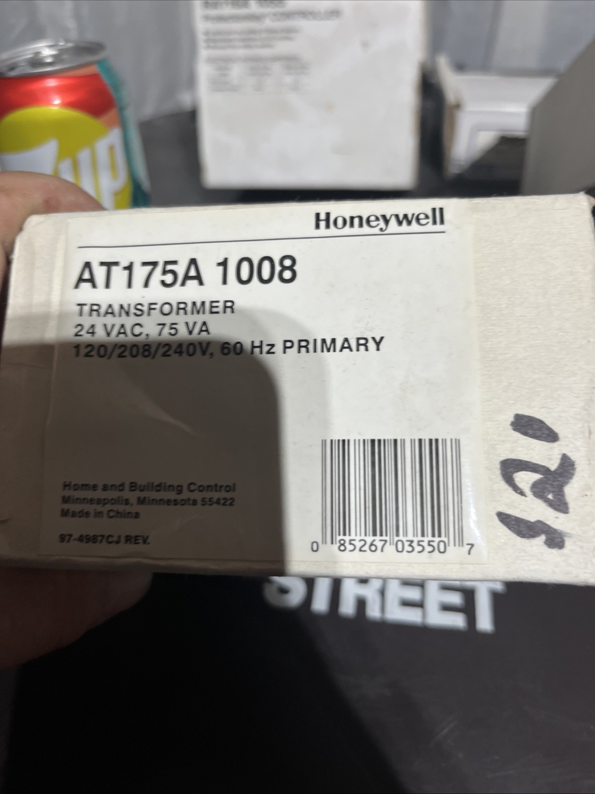 Honeywell AT175A-1008 Transformer 120/208/240V, Universal Mount OEM