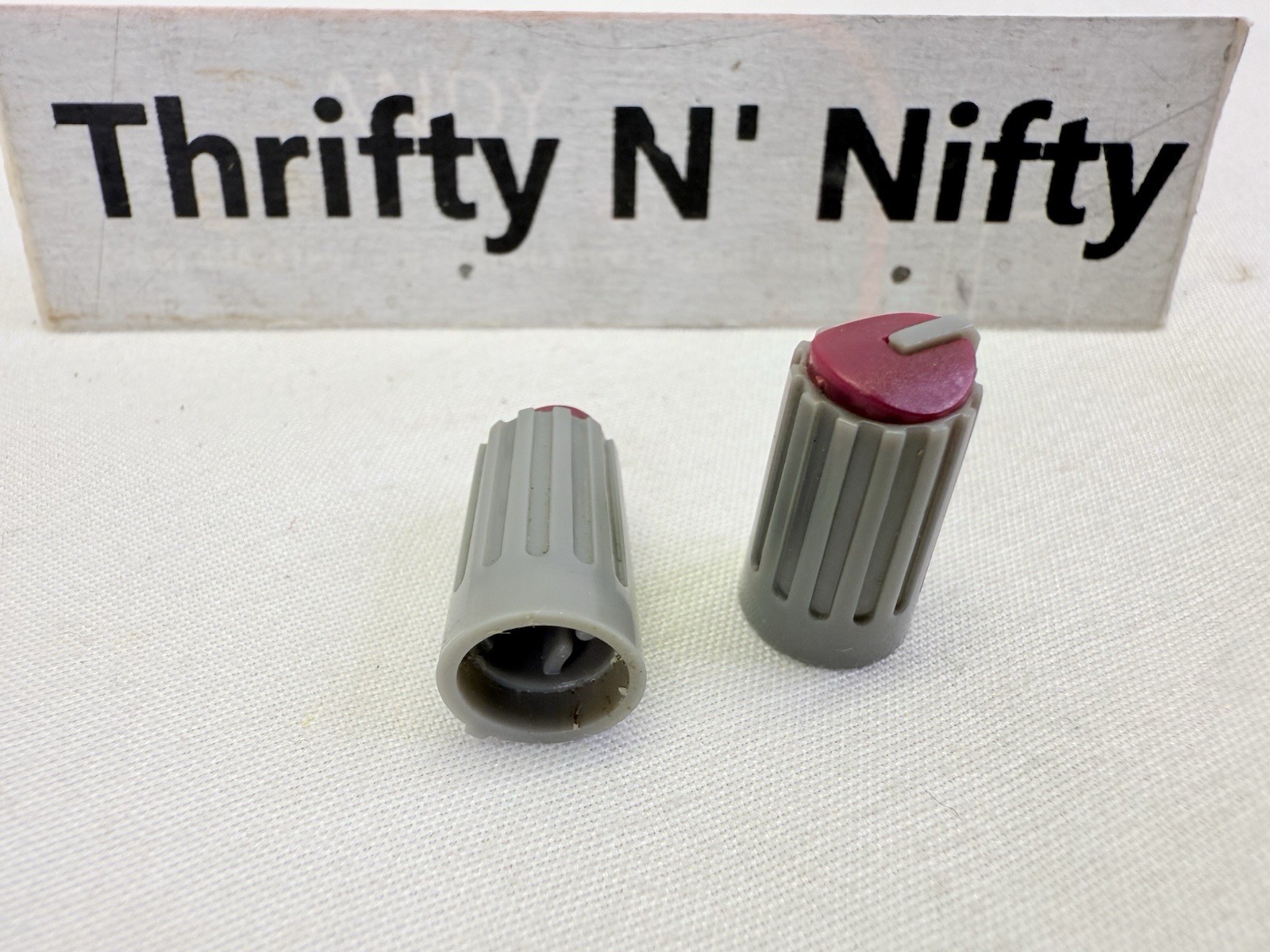 (2) Lot Of 2 Red D Shaft Knob From Behringer Europower Sound Board