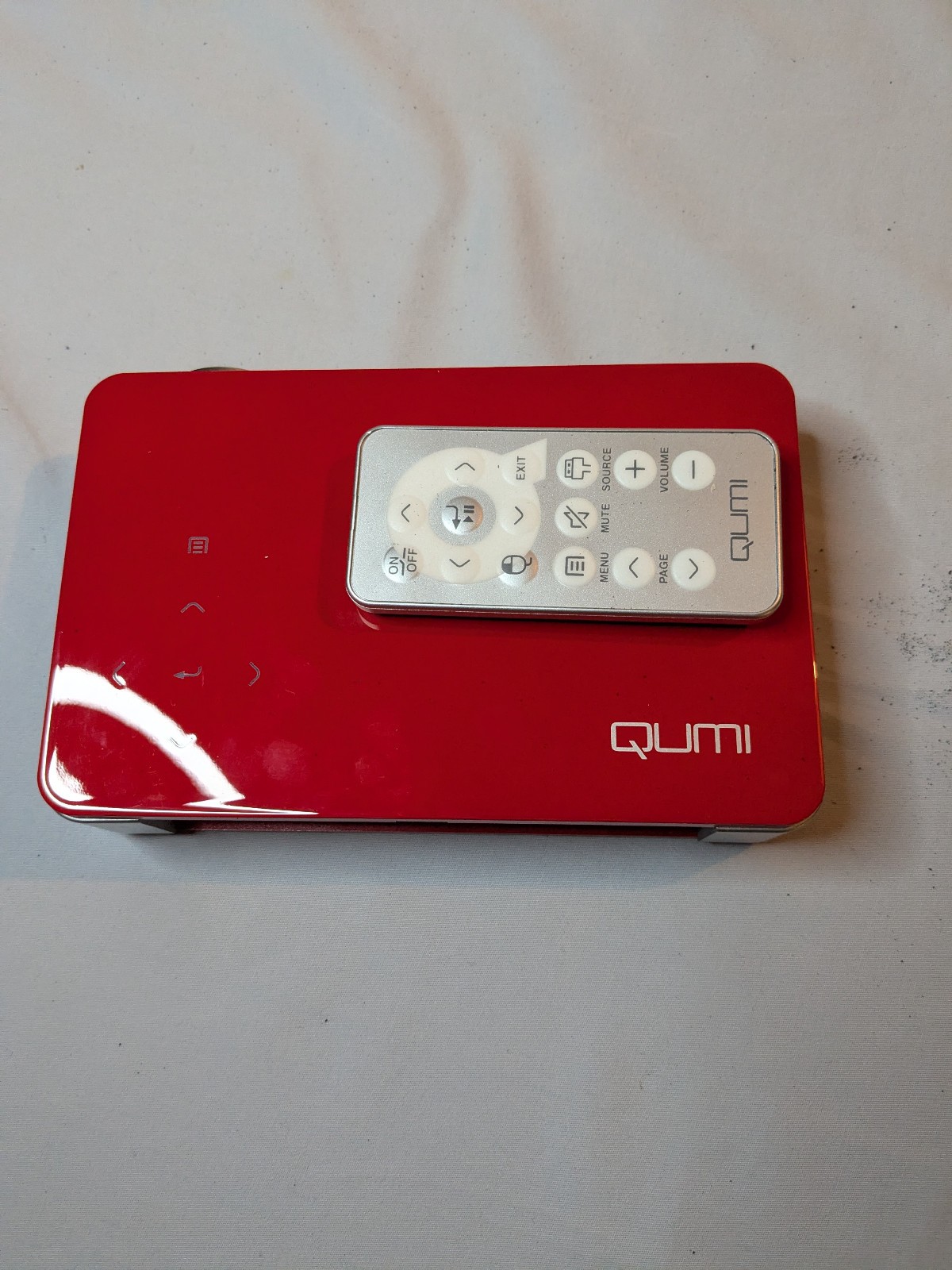 Vivitek Qumi HDPpocket Projector Q5 RD