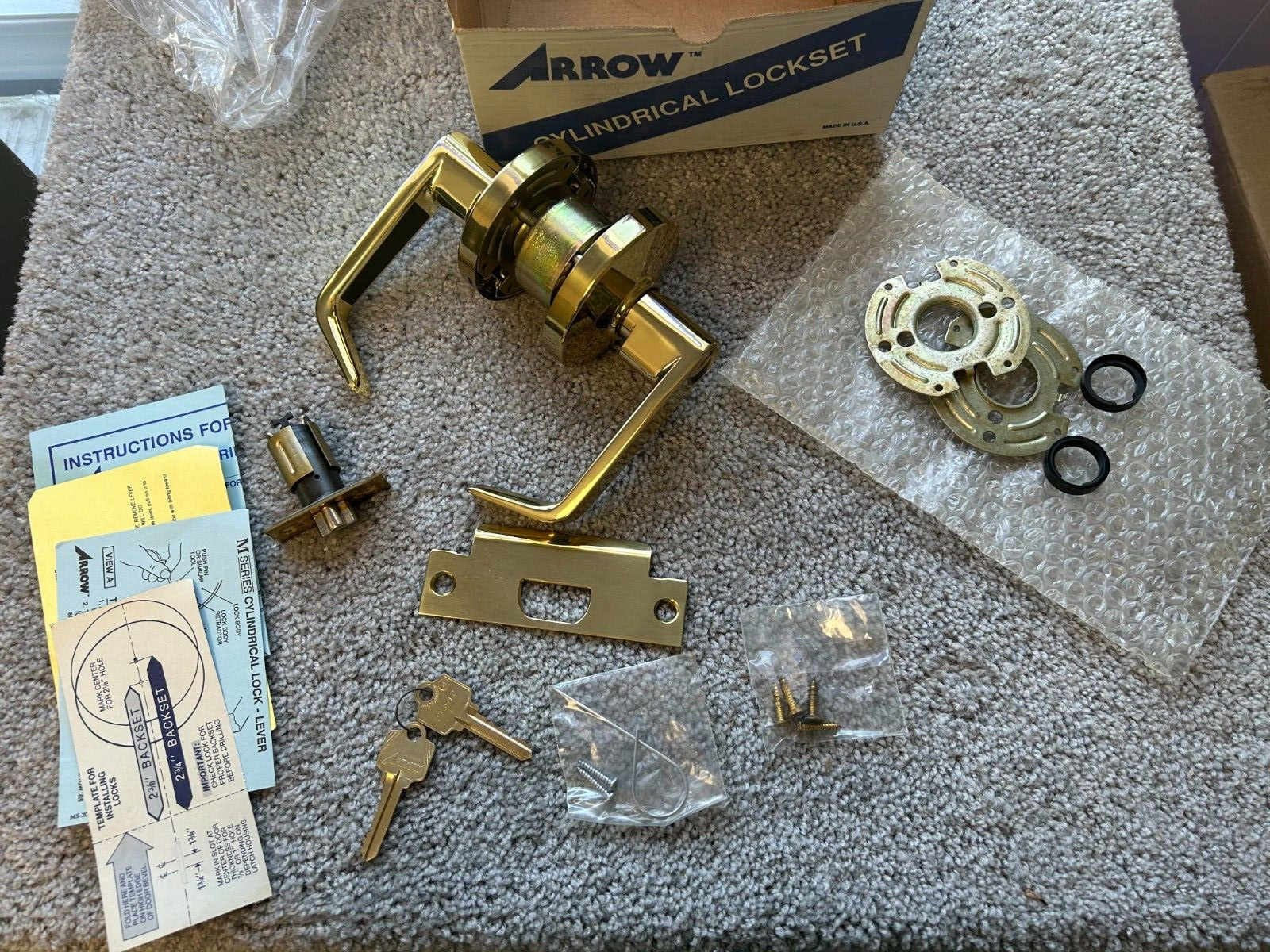 Arrow Door Lever Lockset, Classroom, Bright Brass M17 SR 03 306 284 KD