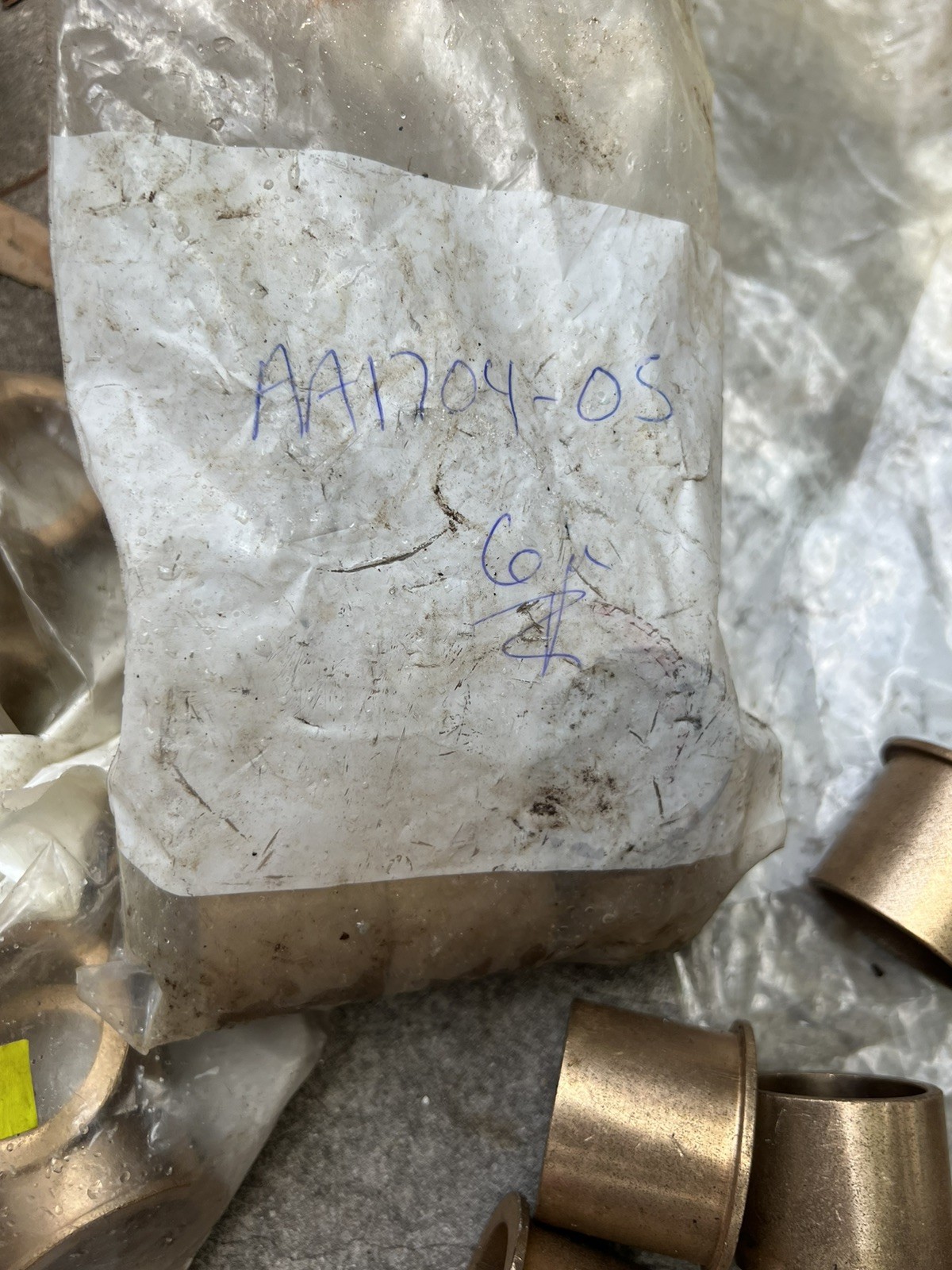 Bronze bushing mixed lot