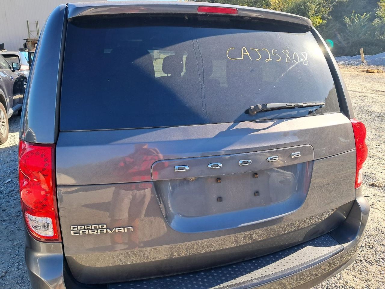 CARAVAN 2016 Glove Box 4822433