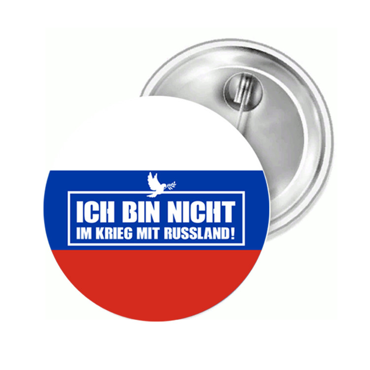 I'm Not At War II With Rus Badge Lapel Pin Button Badge Pin Magnet