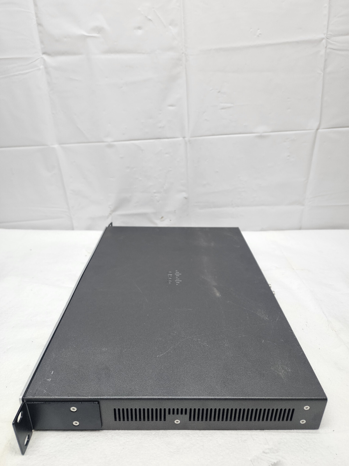 CISCO TTC6-12 TELEPRESENCE SX80 CODEC P/N 68-100226-01 SYSTEM