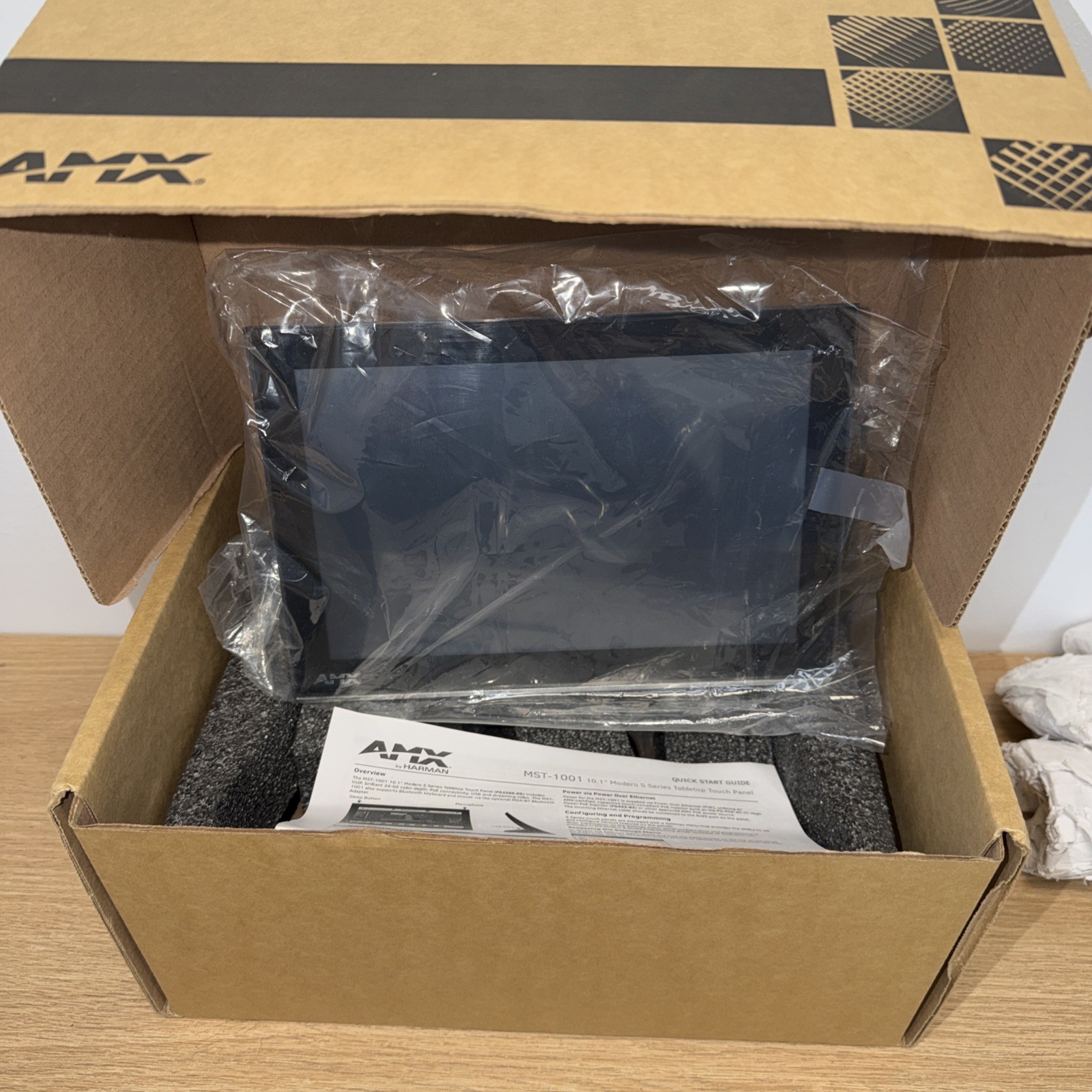 AMX FG2265-05-B Modero S Wall Mount Touch Panel