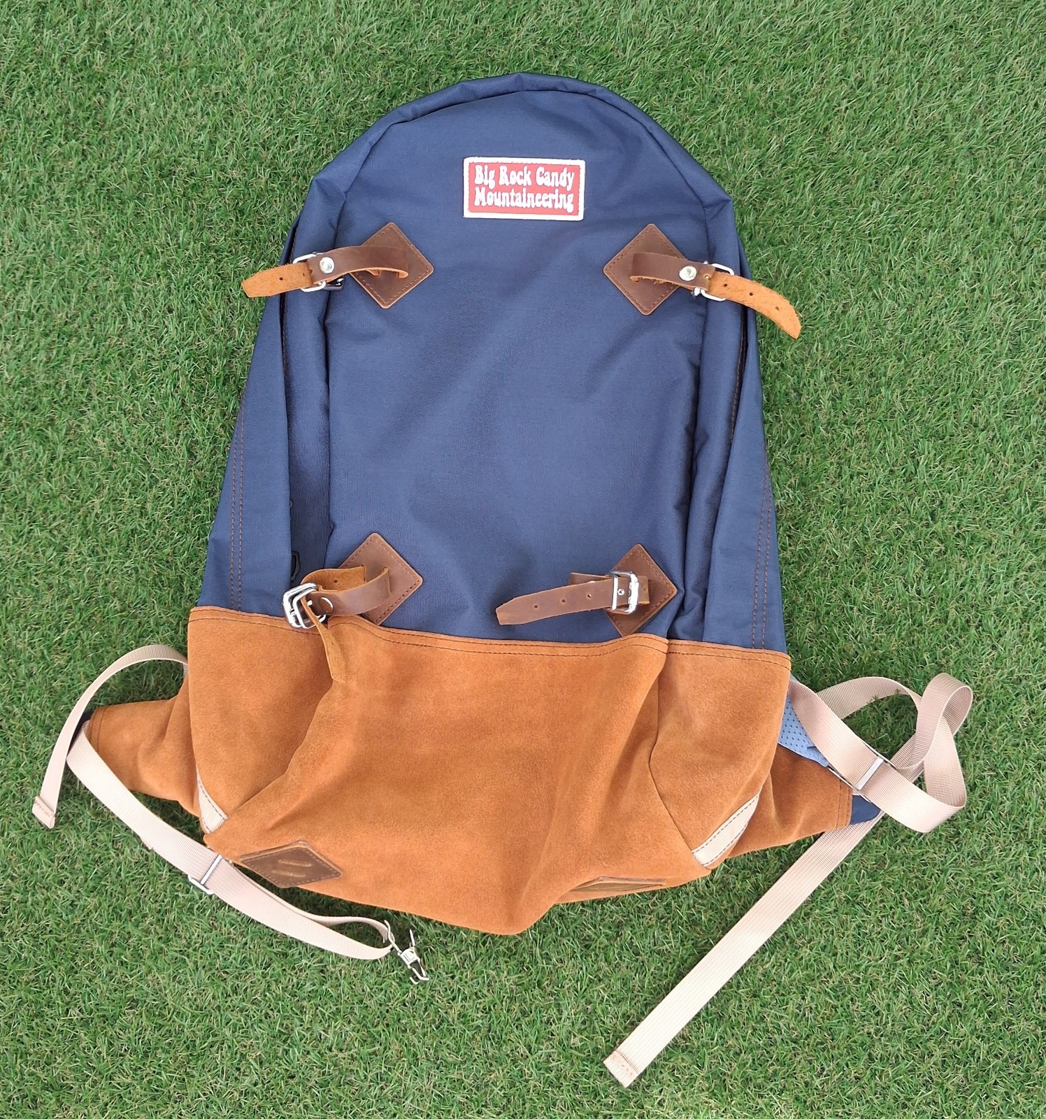 BIG ROCK CANDY MOUNTAINEERING / Gator Backpack 2.0 (Blackberry)