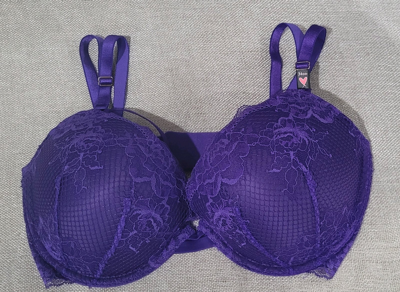 VICTORIA'S SECRET Very Sexy Push-Up Bra Vibrant Purple Lace - 34DD - NEW w/TAG.
