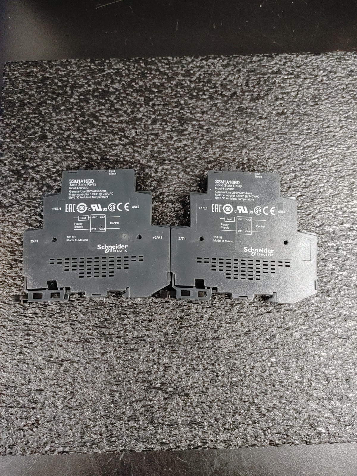 Lot of 2 SCHNEIDER ELECTRIC SSM1A16BD Solid State Relay