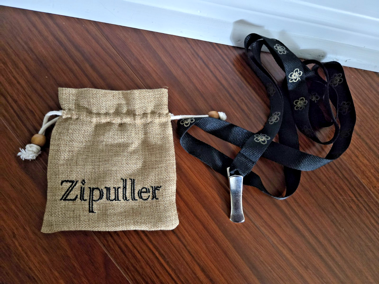 Zipuller Zipper Pull Helper Assistant for Dresses, boots, etc. with storage bag