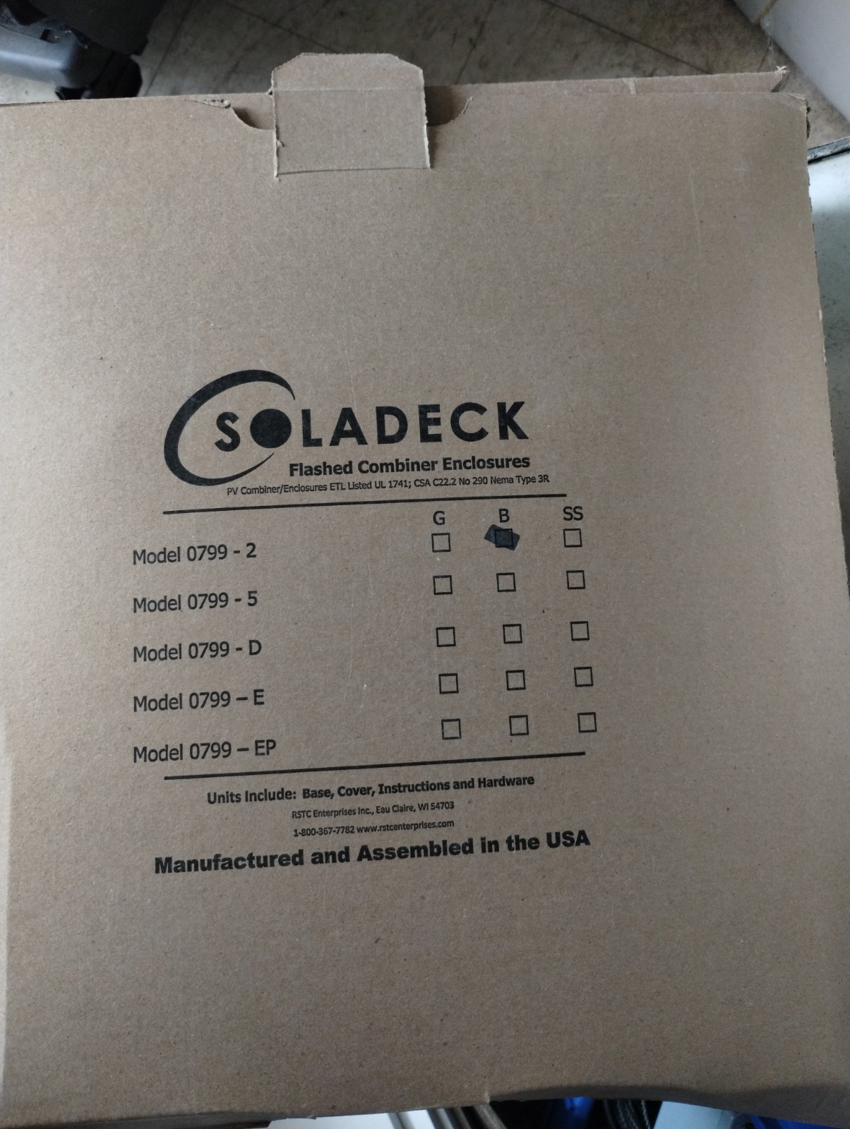 Soladeck Flashed Combiner Enclosure￼ Model 0799–2 Made In USA New In box black