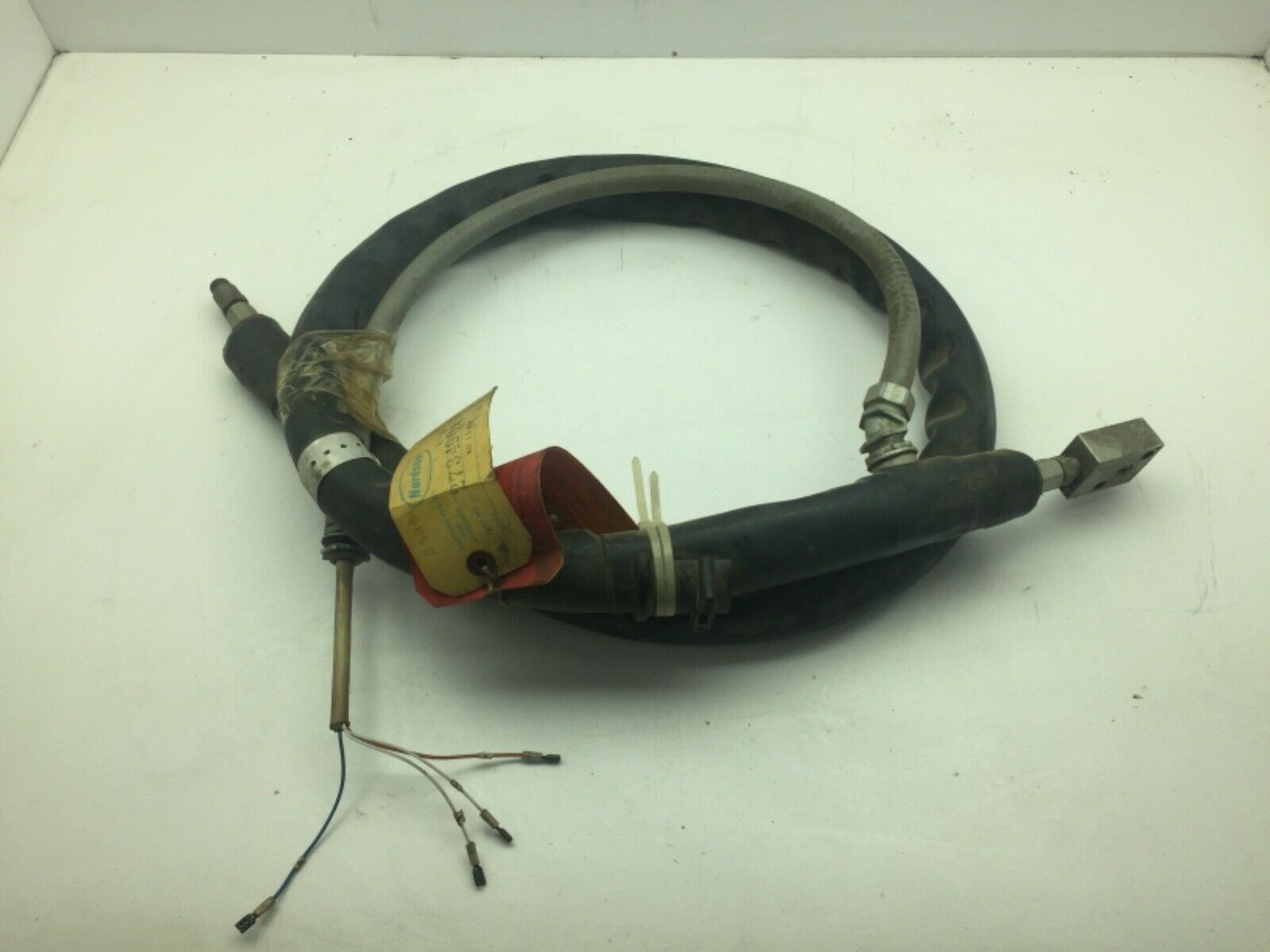 Nordson 273490A 6' Hot Melt Glue Hose 230V 134W