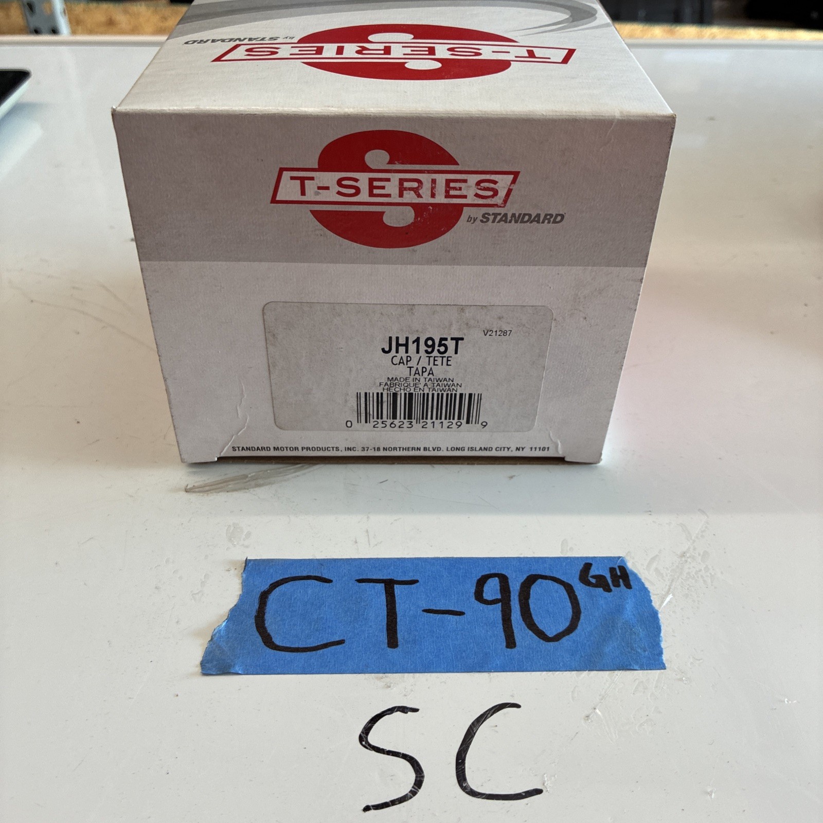 Standard Motor Products T-Series JH195T Distributor Cap Ignition Replacement