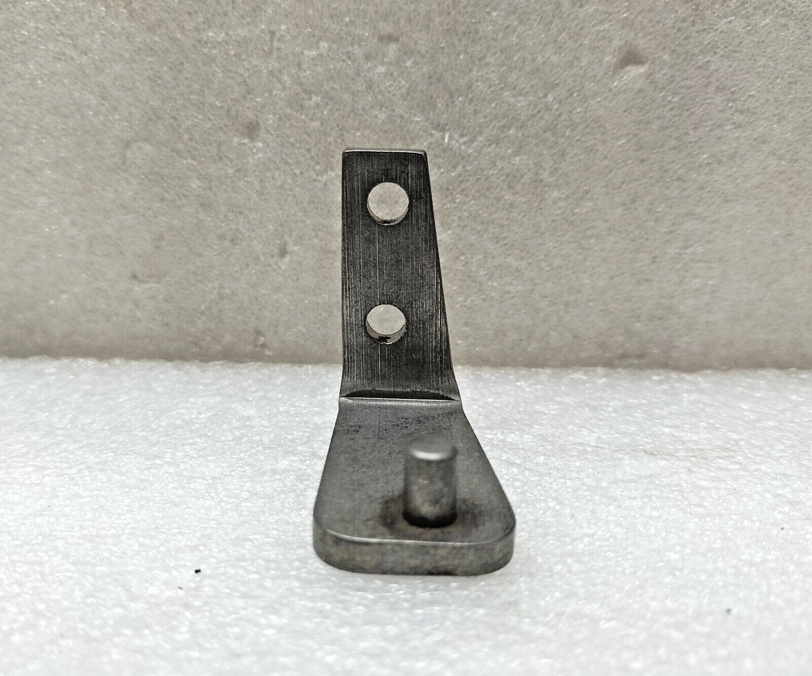 MARKET FORGE 91-6476 BOTTOM HINGE