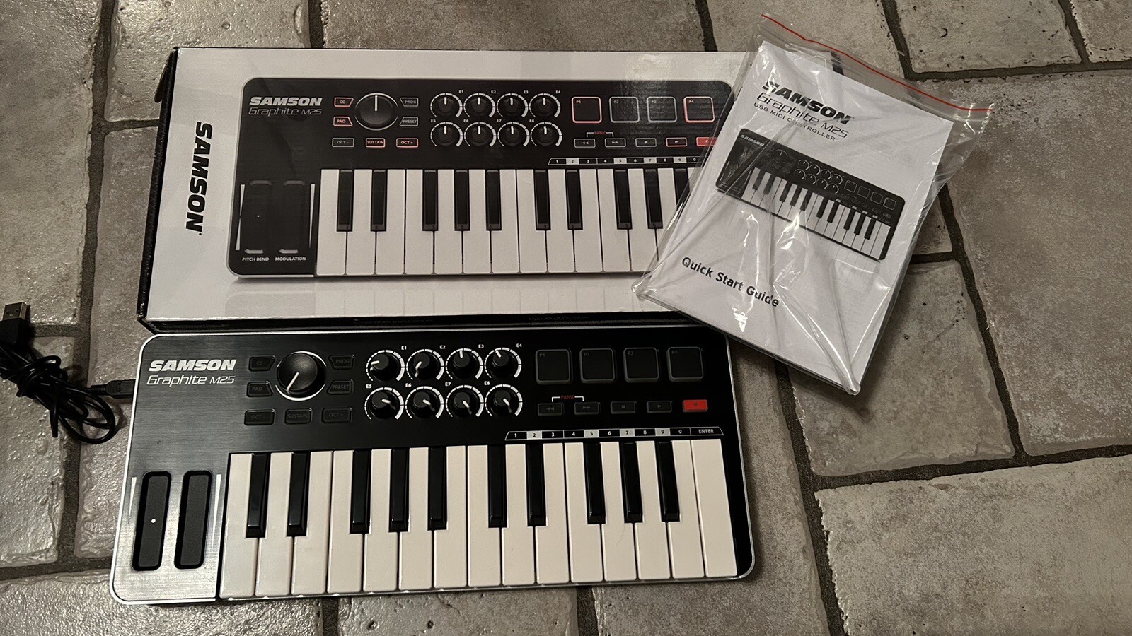 Samson Graphite M25