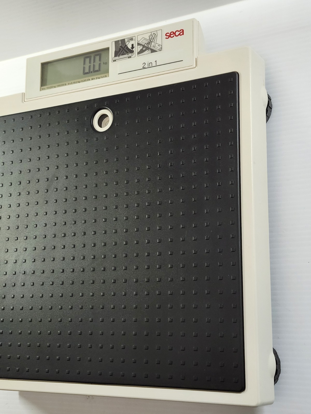 Seca Medical Floor Weighing Scale / Seca 876 Scale - TESTED