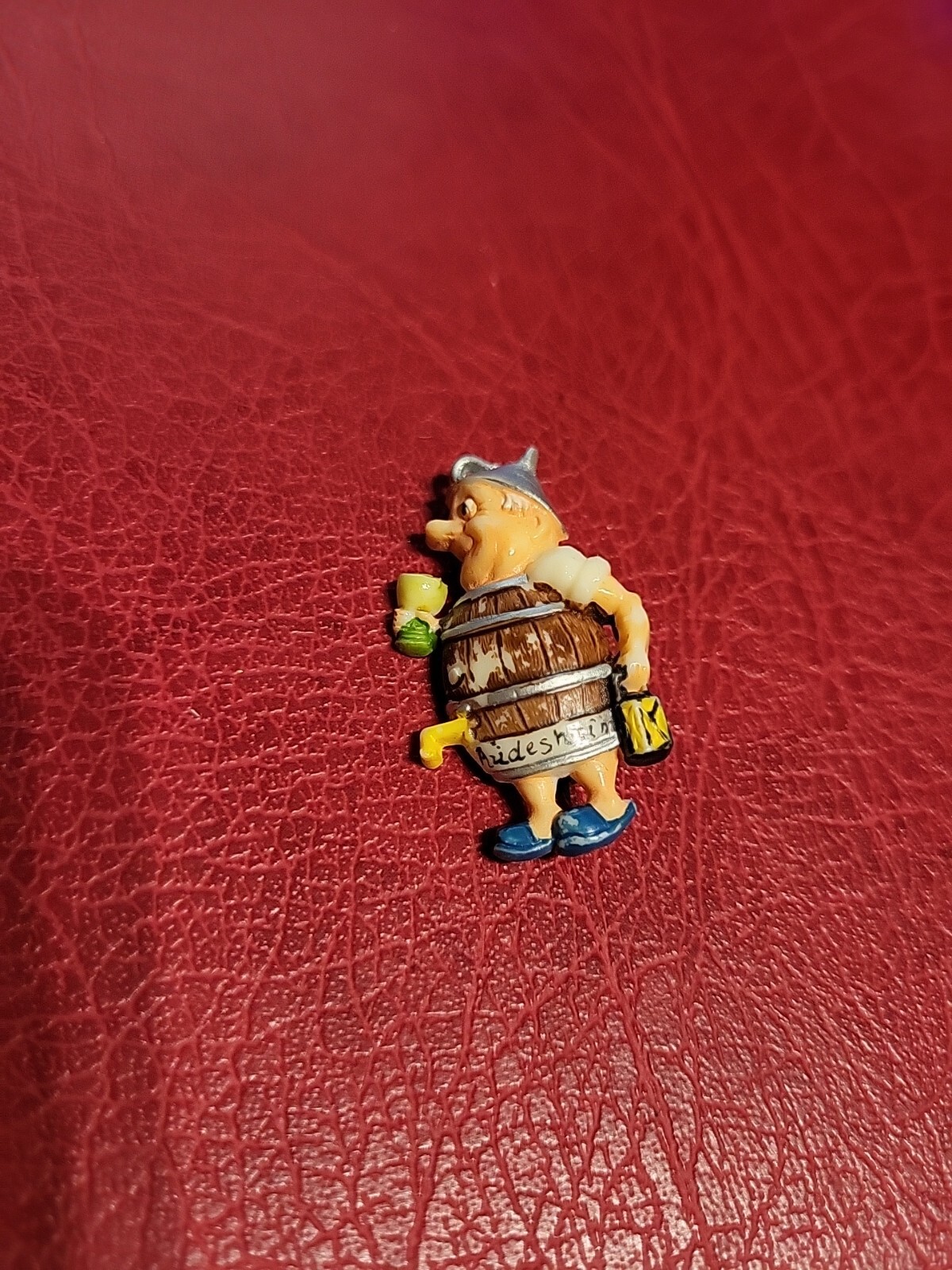 Pin hatpin hiking pin brooch Audesheim