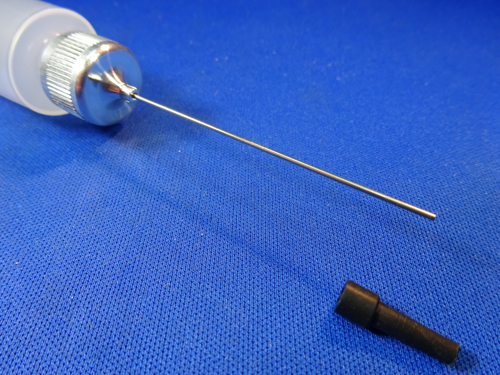 1-HOBBY OILER 1/2 OZ PRECISION HIGH QUAILITY BOTTLE MICRO TIP NEEDLE APPLICATOR