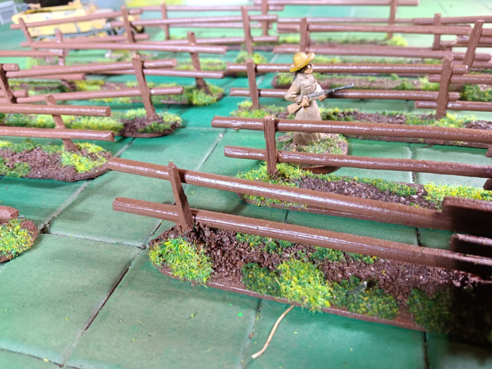 Wooden Fence Wargame Terrain  11pc of 6" long round  fencing-5.5 feet 25mm 28mm