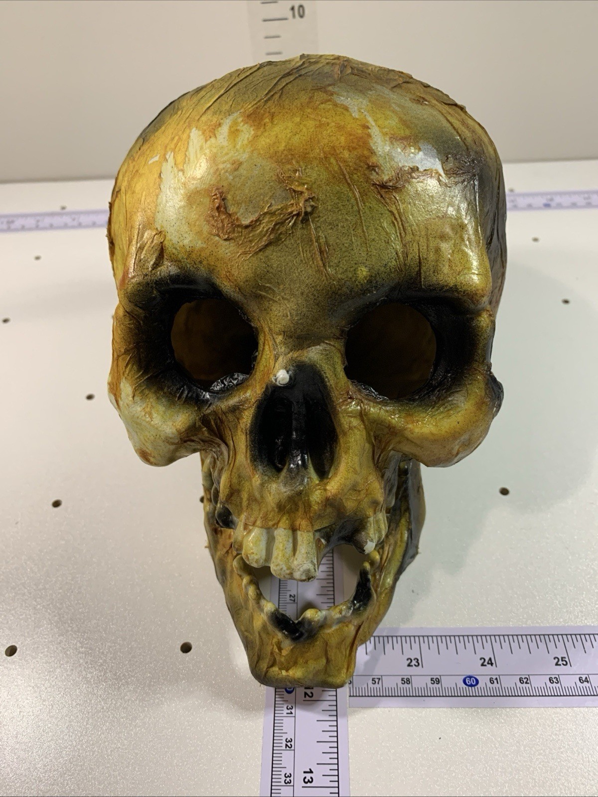 HALLOWEEN Vintage Plastic HUMAN SKULL