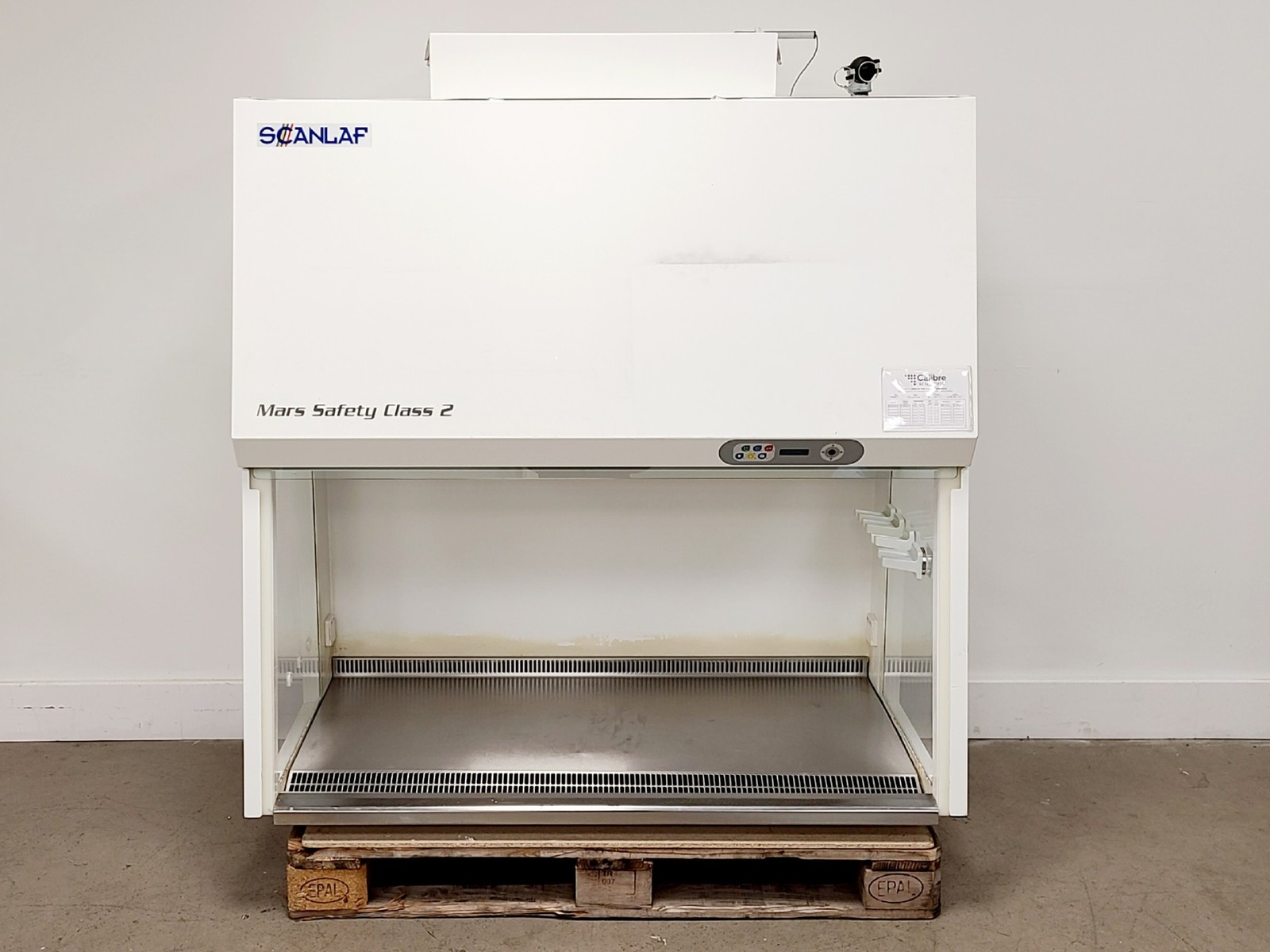 Scanlaf Mars 1200 Class II Biological Safety Cabinet with Stand Lab