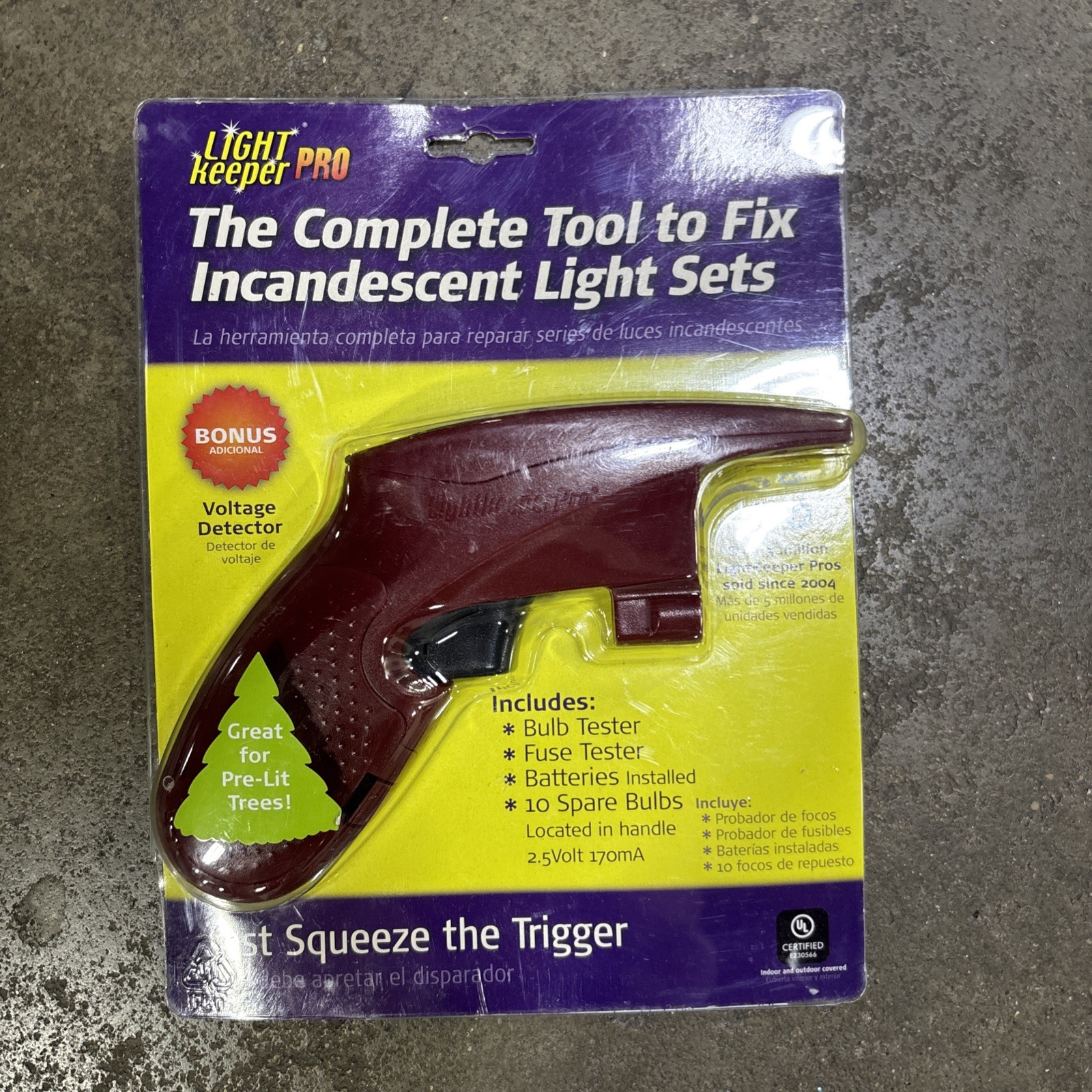 LIGHT keeper PRO Incandescent Light Set Repair Tool Kit w/ Voltage Detector