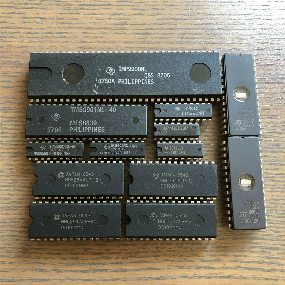TI TMS9900 + 9901 + 9902 + 9904 + 8K x 8 SRAM + 8K x 8 EPROM IC Kit