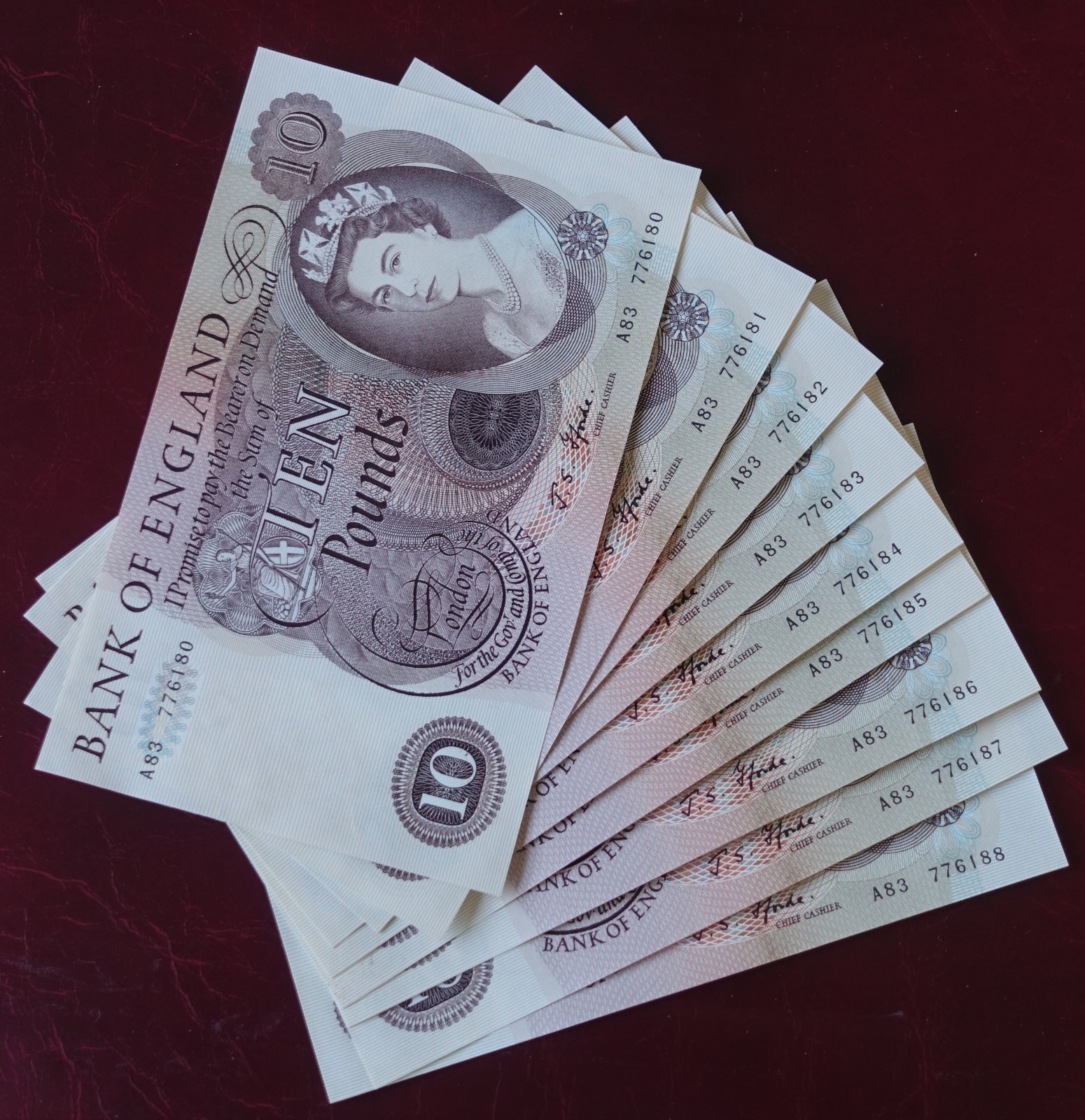 1x UNC/MINT Bank of England £10 * 1967 * J S Fforde --{ UNC A83 776180 to 88 }--