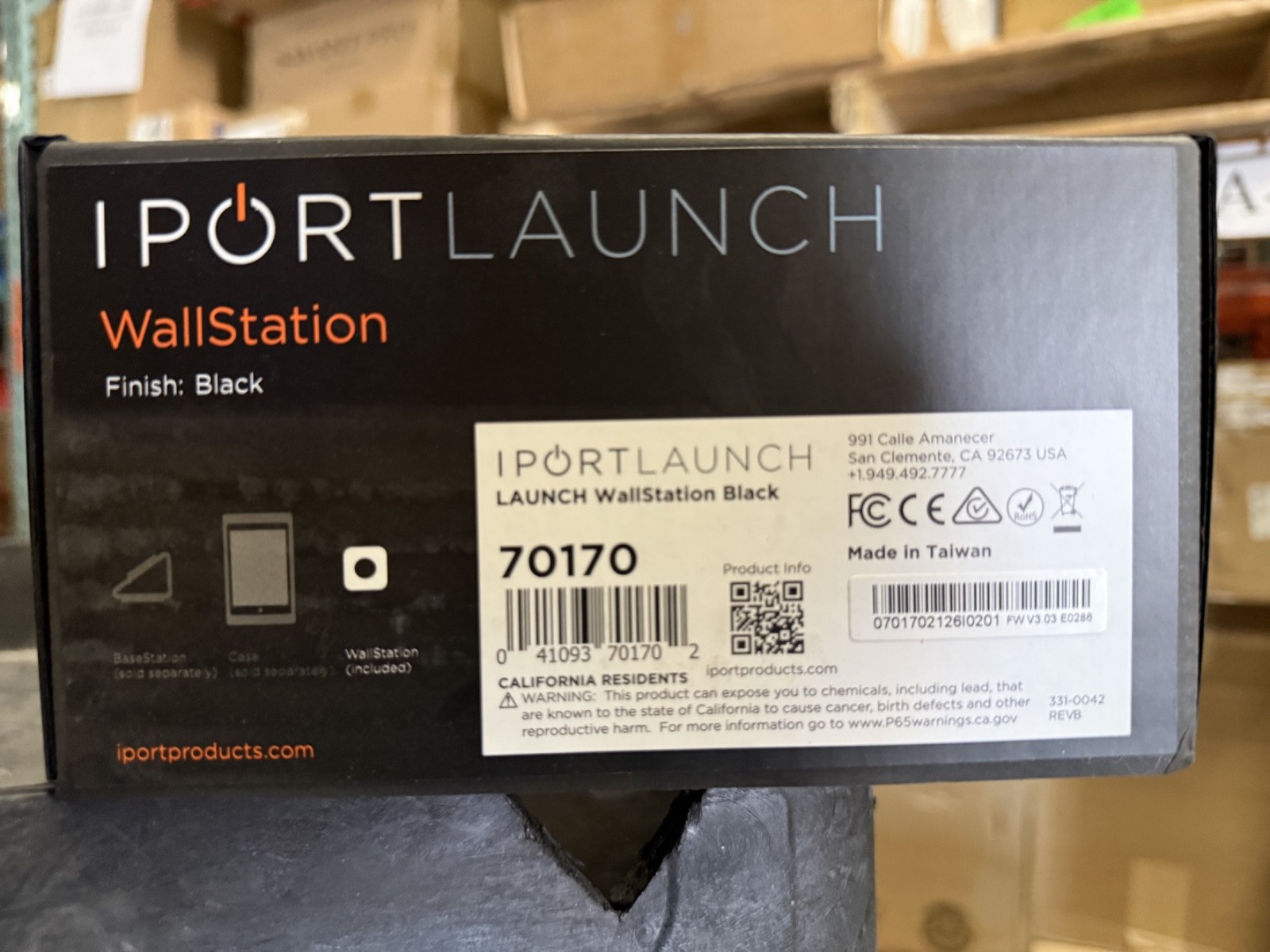 iPort Launch WallStation Wireless iPad Charging Dock 70170 - Black - BRAND NEW